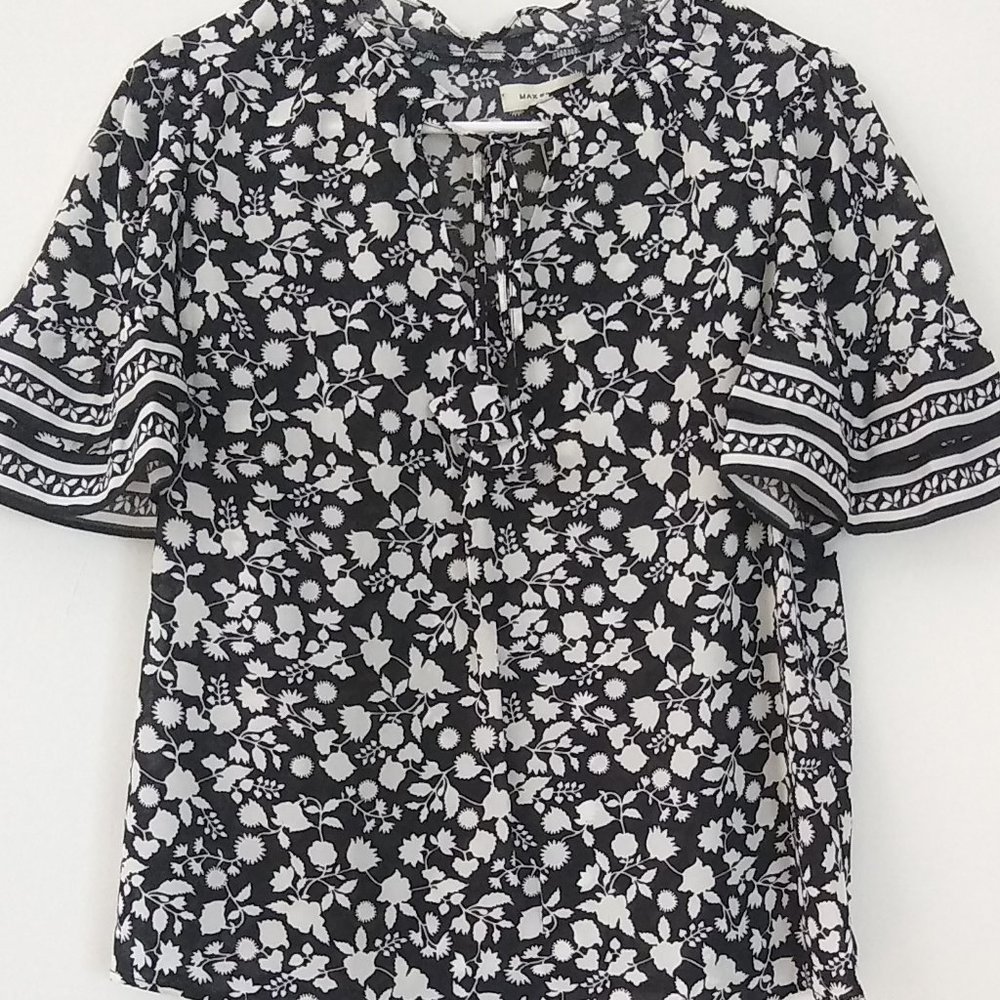 Floral Black & White MAX STUDIO Top